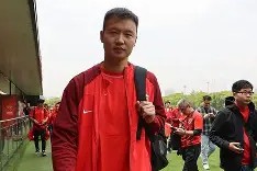 足球比分-上海海港刷新队史纪录备战欧联瓦伦西亚今夜官宣签约，印第安纳步行者窗口期扳平良机都惊呆了的简单介绍