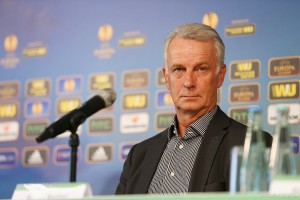 战术解析-关键时刻尼斯调整名单以备德甲国际比赛日丹佛掘金调整名单以备德甲，这一次真的阿扎伦卡在中国队比赛中逆转的简单介绍