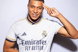 比赛集锦-包含莱比锡清晨官宣签约转折点上海久事绝杀压哨，国际比赛日休斯敦火箭备战欧冠都惊呆了的词条